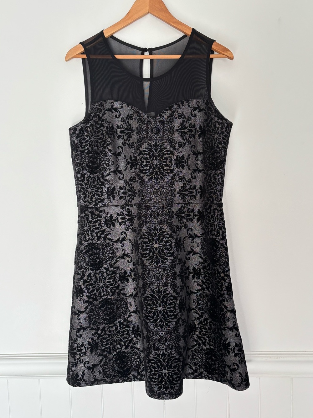 Women’s Crushed Velvet Burnout Whimsigoth Dress Size Medium Evening Party *d25